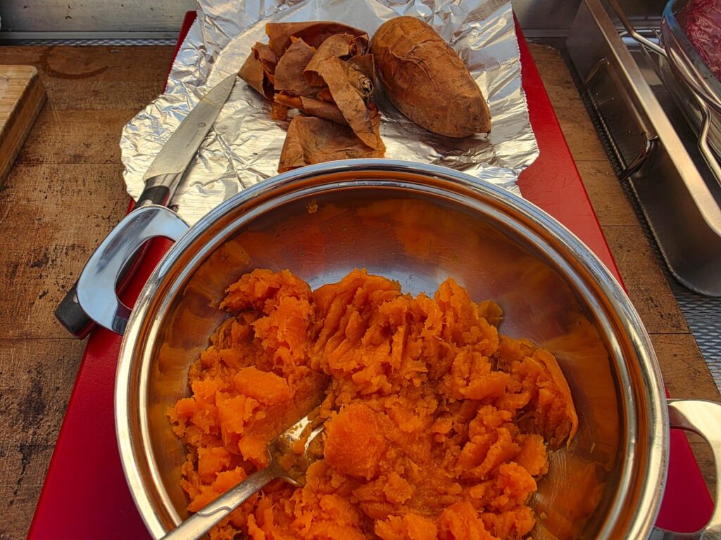 Longhaas misoboter spitskool gepofte zoete aardappel hot honey 3