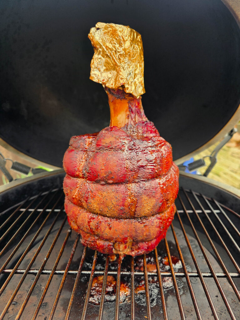 Beefhammer op de kamado